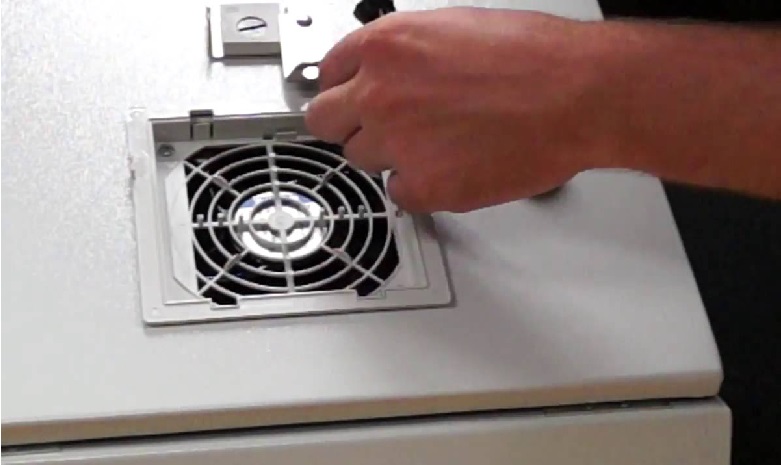 Quạt hút tủ điện công nghiệp