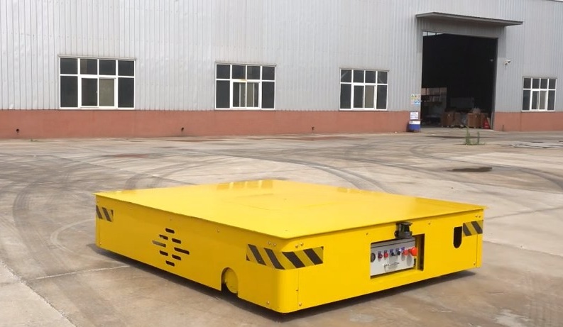 Xe goòng điện chạy pin không ray