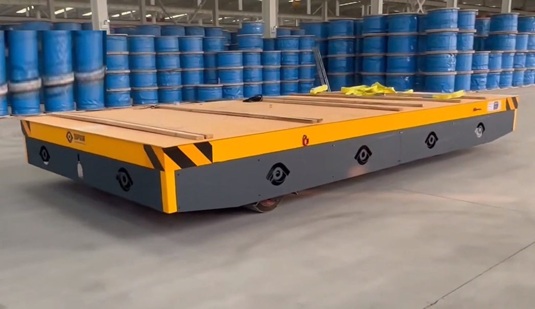 Xe goòng điện chạy pin không ray